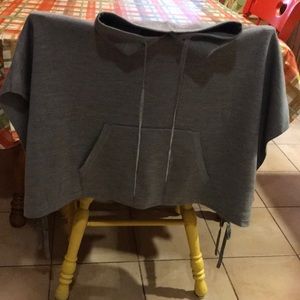Lululemon grey shawl- like new. Worn once.